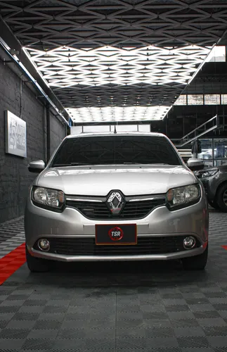 Renault Sandero Intens Automático 2017