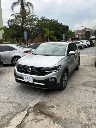 VOLKSWAGEN T-CROSS COMFORTLINE