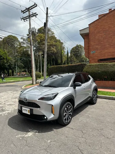 Toyota Yaris Cross XLS Híbrida