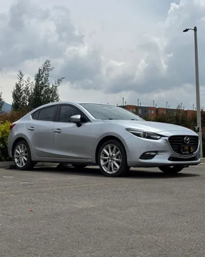 MAZDA 3 GRAND TOURING 2019