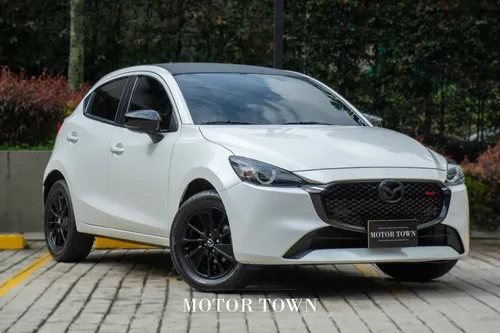 MAZDA 2 2.0 CARBON EDITION 2025