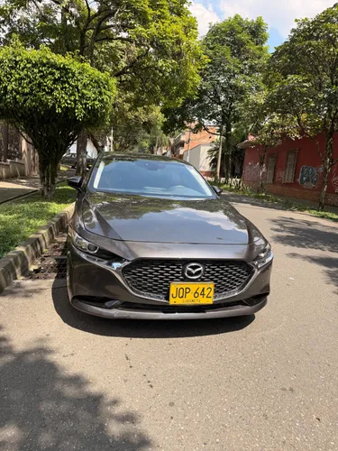 Mazda 3 I 2021 I Automático