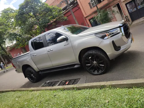 Toyota I Hilux I 2.4 I DIÉSEL I Automática I 2022 