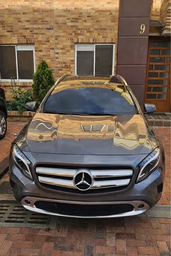 Mercedes Benz GLA200 modelo 2016