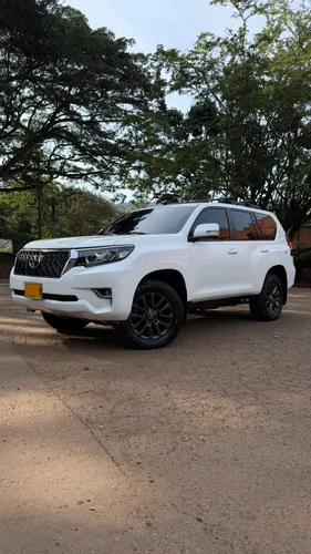 Toyota Prado TX 2013 Diesel 3.0 Automática  Excelente estado