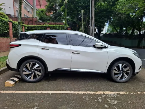 NISSAN MURANO