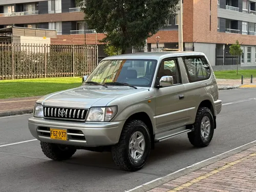 TOYOTA PRADO SUMO 2008