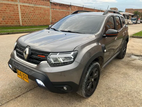 RENAULT DUSTER ICONIC 4X4