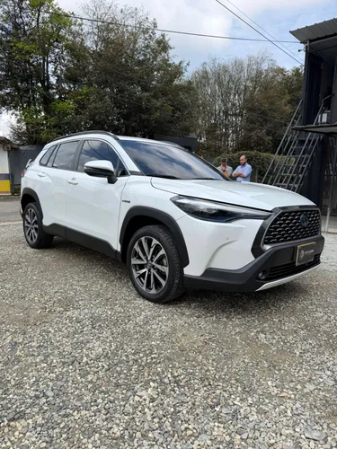 Toyota corolla cross seg híbrida 