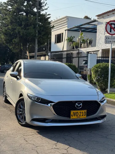 Mazda 3 Touring 2021 