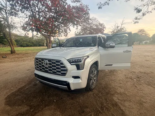 Toyota Sequoia Capstone 2026