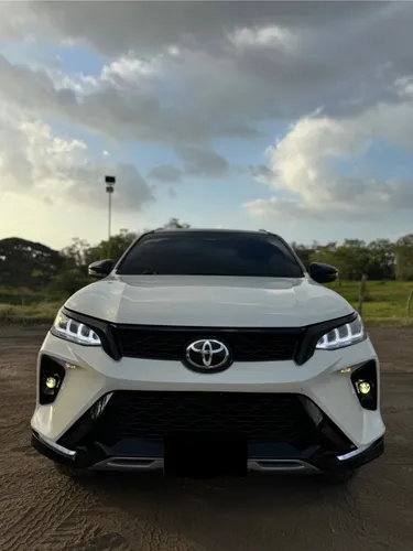 Toyota fortuner 2019 diésel 