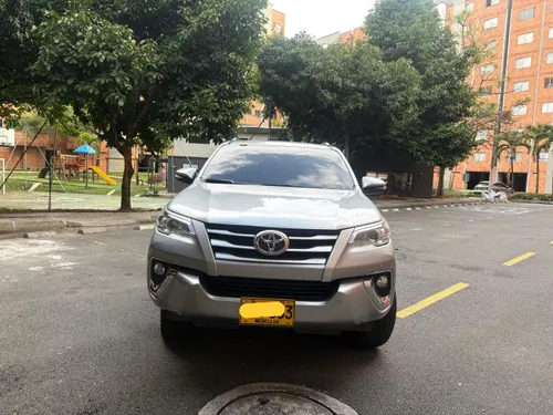 Toyota fortuner diésel 2019 