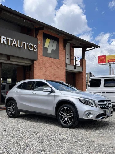 Mercedes-Benz GLA 200 1.6 2018