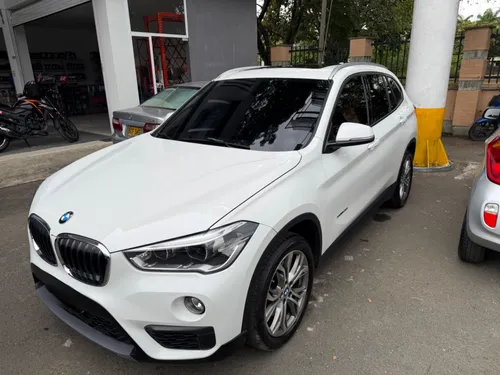 BMW X1 XDrive 2.0 Twin Power Turbo 