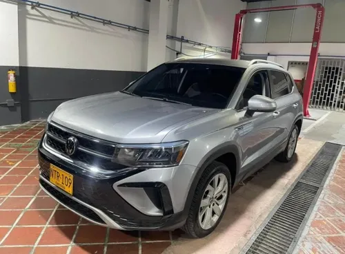 Volkswagen Taos Comfortline 2024