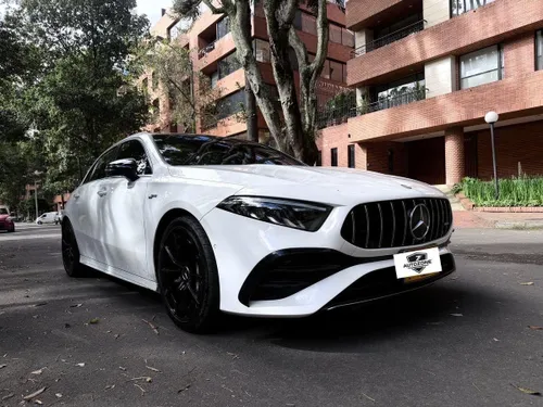 Mercedes-Benz A35 AMG Híbrido  2023