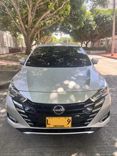 Nissan Versa 1.6 Advance MT