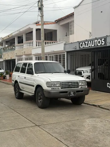  Toyota Land Cruiser 80 4x4 1998  Blindaje 2 