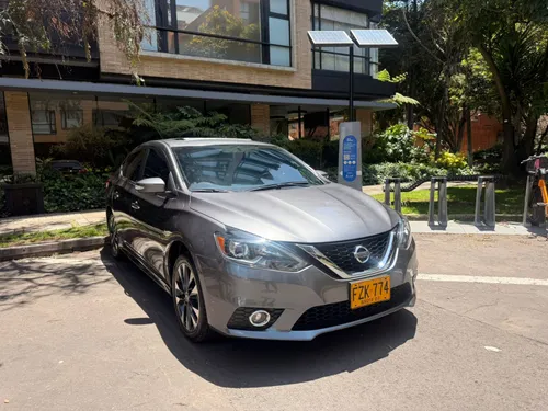 NISSAN SENTRA SR 2020 ESPECTACULAR