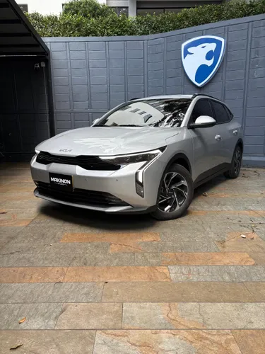 Kia K3 Cross 1.6 Zenith At