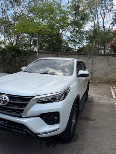 Toyota fortuner 2026 diésel. 