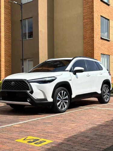  TOYOTA COROLLA CROSS HEV SEG 2024