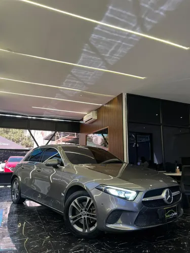 MERCEDES BENZ A200