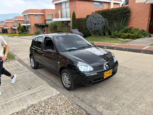 Renault CLIO II AUTHENTIC