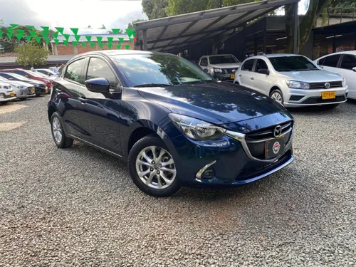 Mazda 2 touring 