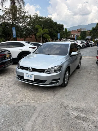 VOLKSWAGEN GOLF TRENDLINE MT