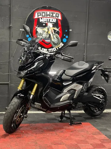 HONDA X-ADV 750 