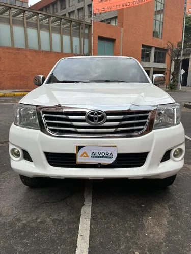 TOYOTA HILUX 2.5 TURBO DIESEL 4x4