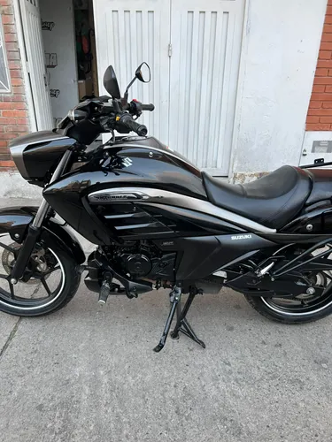Suzuki Intruder 150cc Modelo 2019