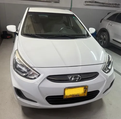 HYUNDAI I25 Accent 