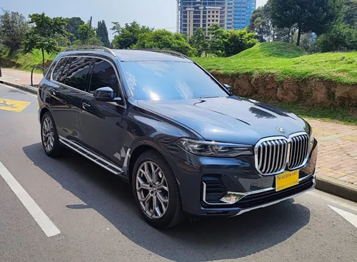 BMW X7 3.0 Xdrive 40i Pure Excelence