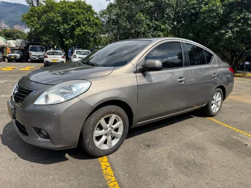 Nissan Versa 2014 - Excelente estado