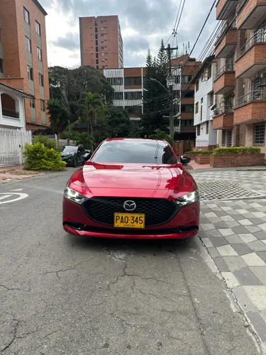 Mazda 3 grand touring Lx carbon edition 2025