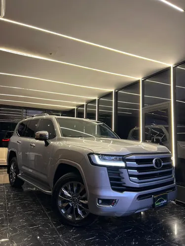 TOYOTA LC300 ZX PARA ESTRENAR