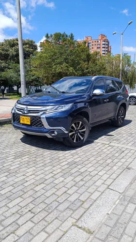 Mitsubishi Montero Sport Diésel 4x4 Blindada