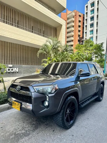 TOYOTA 4RUNNER SR5 2019 BLINDADA