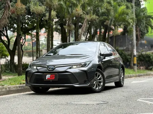 TOYOTA COROLLA XLI HÍBRIDO 2025