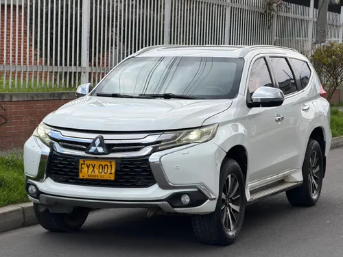 MITSUBISHI MONTERO SPORT 2020 AT 4x4 