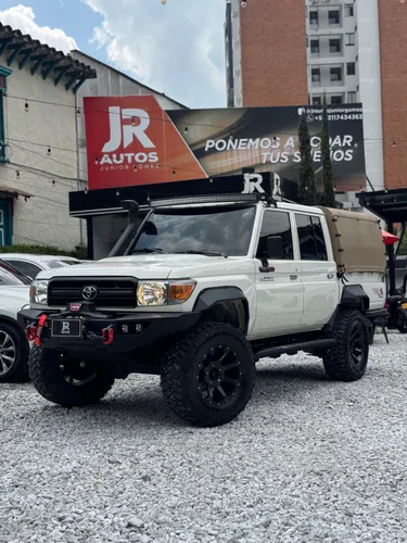 Toyota land cruiser VDJ79 2019