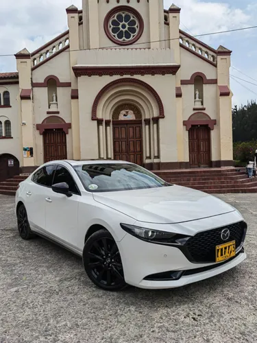 Mazda 3 Grand Touring lx Carbon Edition 2026