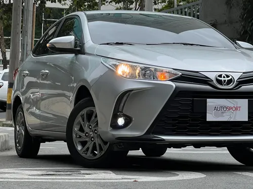 Toyota Yaris XS
