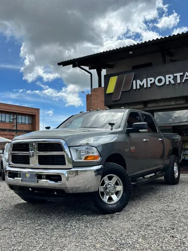Dodge RAM 2500 SLT 2010