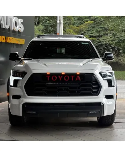 TOYOTA SEQUOIA TRD PRO 2026