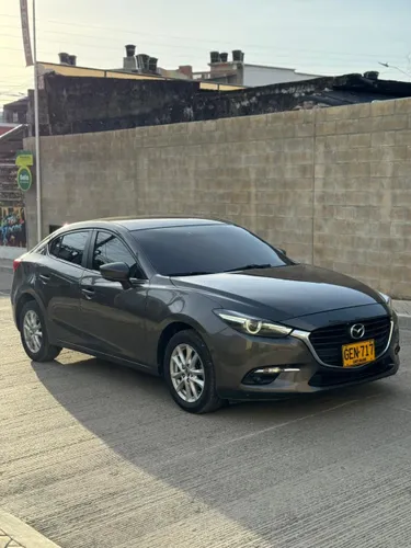 Mazda 3 2020 touring 