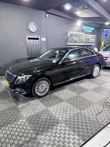 Se vende mercedes benz c200 